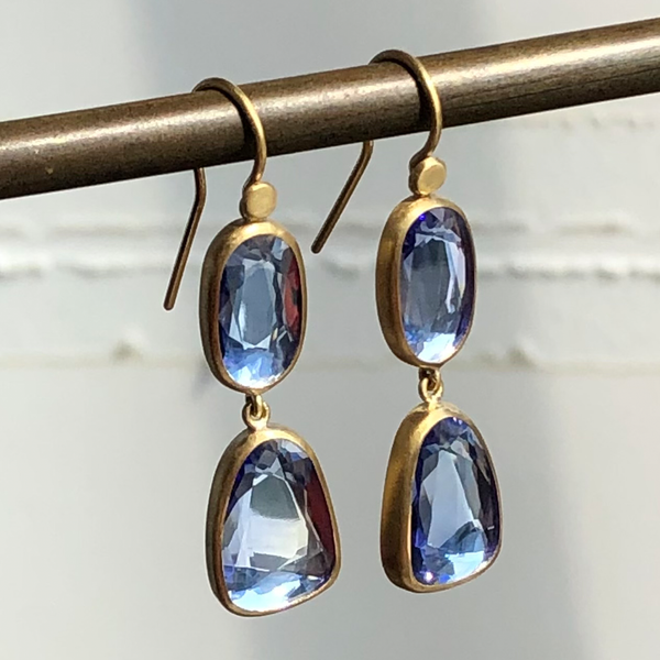 DOUBLE DROP TANZANITE EARRINGS SET IN 22K GOLD,  DOUBLE ROSE CUT, AMORPHIC SHAPE. 8.36 CARAT.