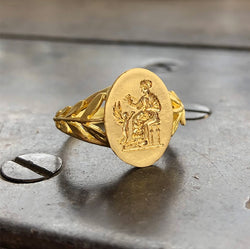 22K GOLD ENGRAVED OVAL RING