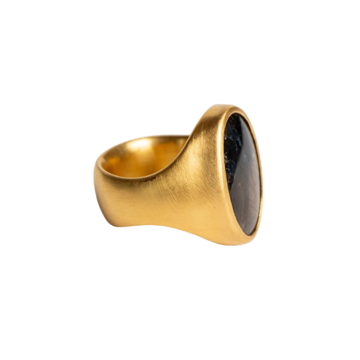 Mammoth Brown Sapphire Ring | Eli Halili