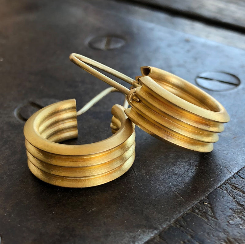 22K GOLD EGYPTIAN HOOP EARRINGS SM