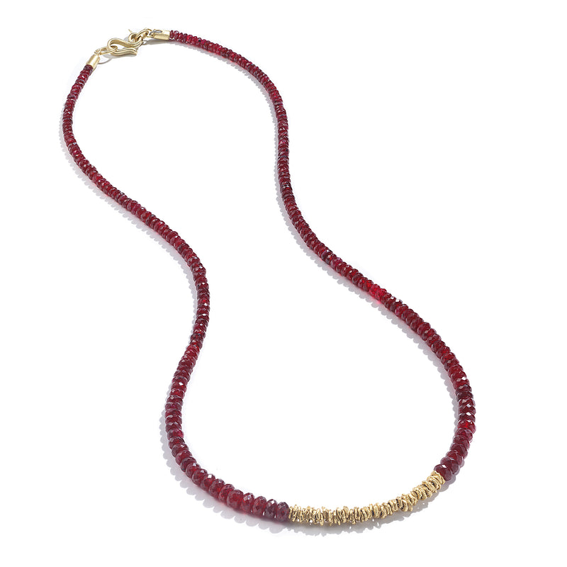 STRAND OF RUBY BEADS NECKLACE