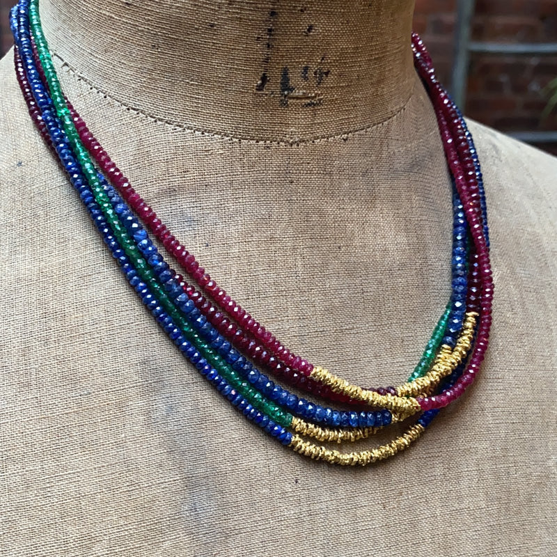 STRAND OF RUBY BEADS NECKLACE